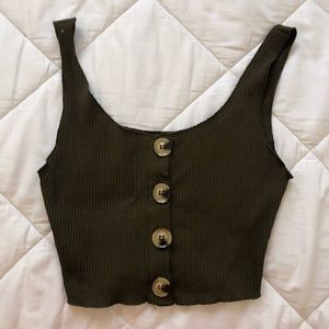 Olive green basic crop top w/ buttons